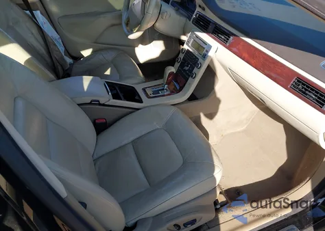 2007 Volvo S80 3.2 z USA, uszkodzony, nr VIN YV1AS982071033829